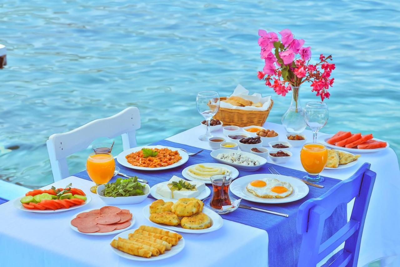 Anfora Hotel Бозбурун Екстериор снимка