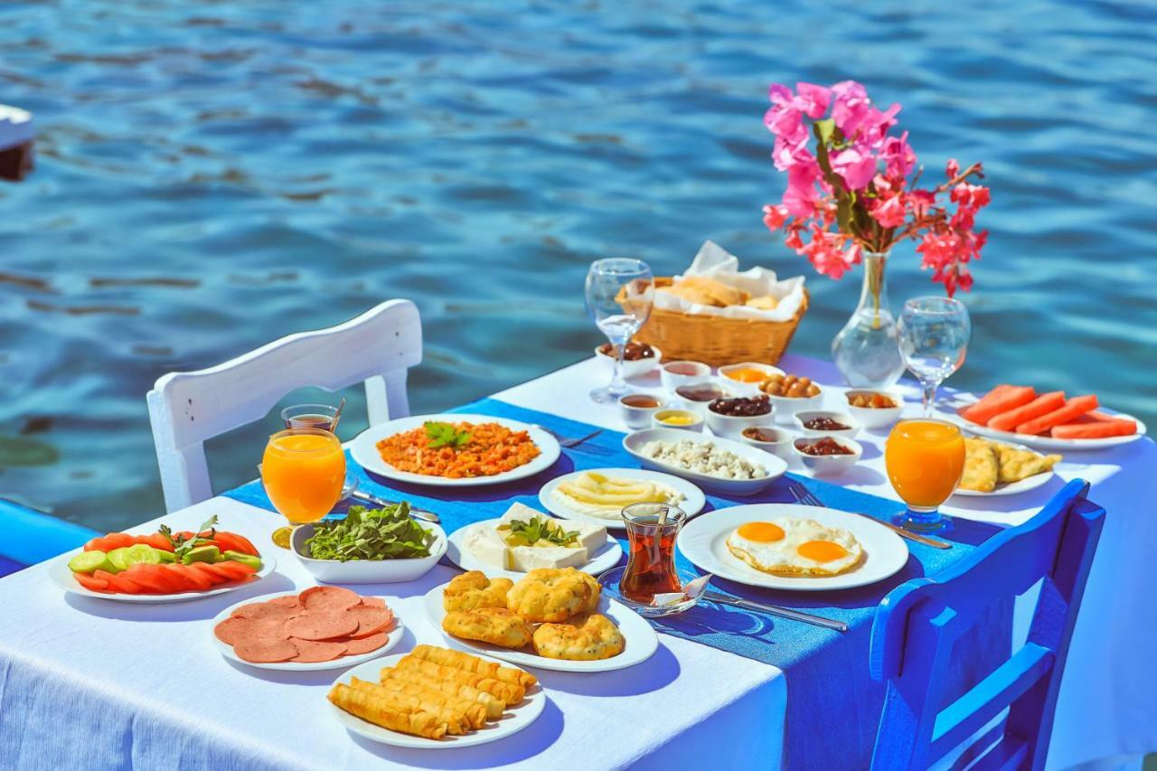Anfora Hotel Бозбурун Екстериор снимка