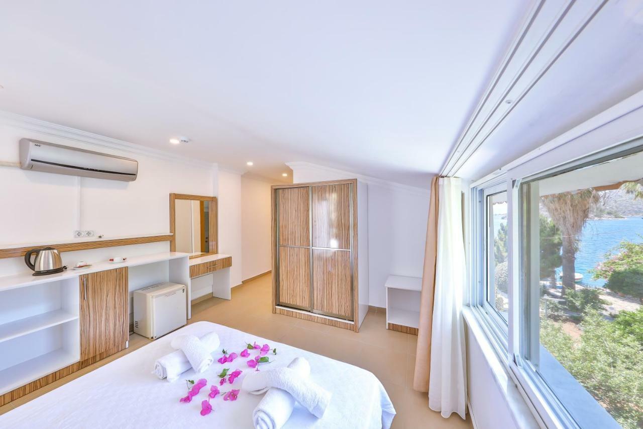 Anfora Hotel Бозбурун Екстериор снимка