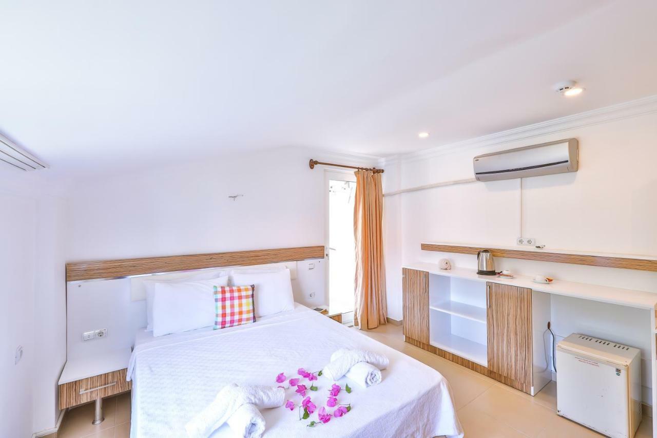 Anfora Hotel Бозбурун Екстериор снимка