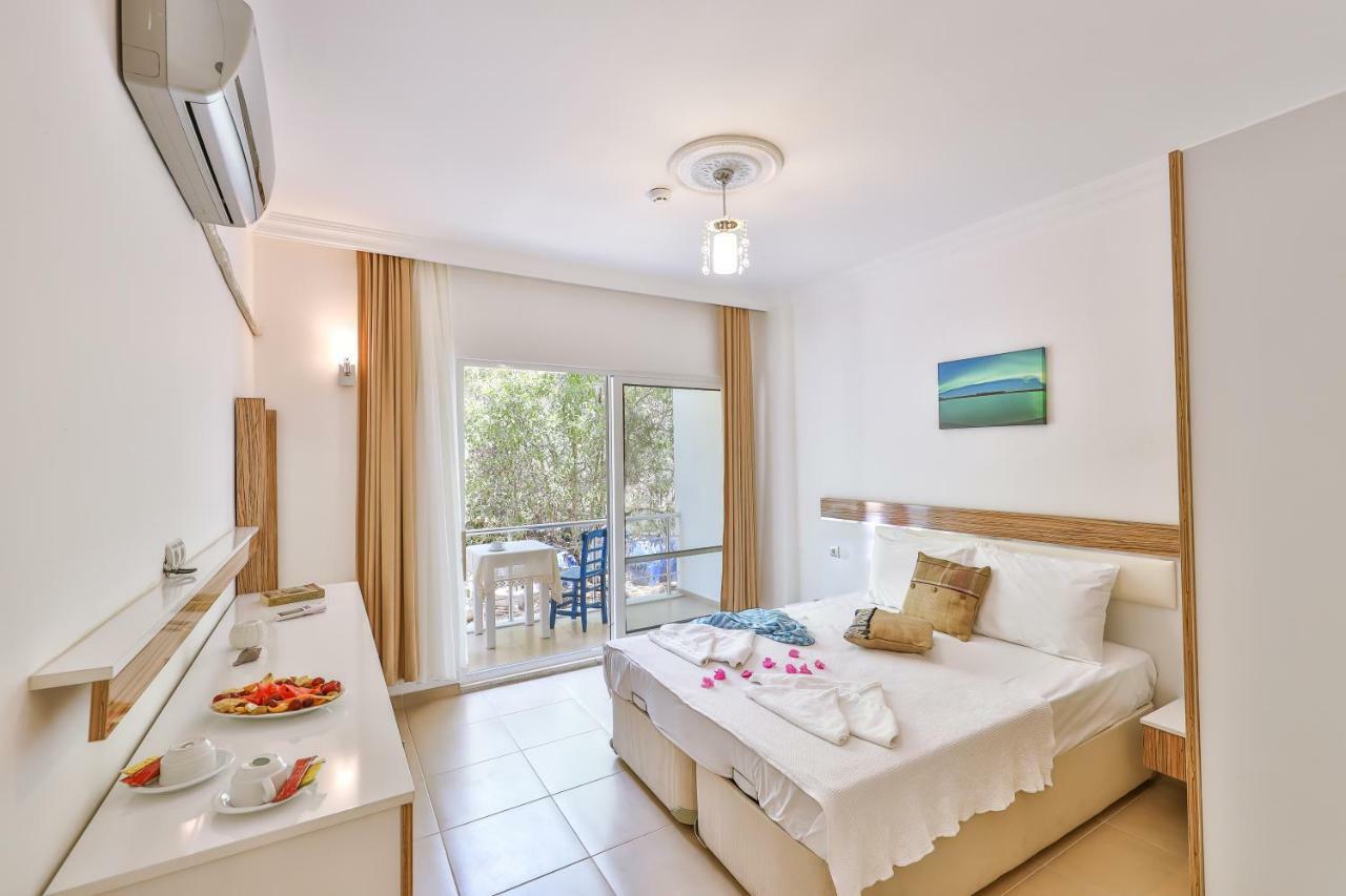 Anfora Hotel Бозбурун Екстериор снимка