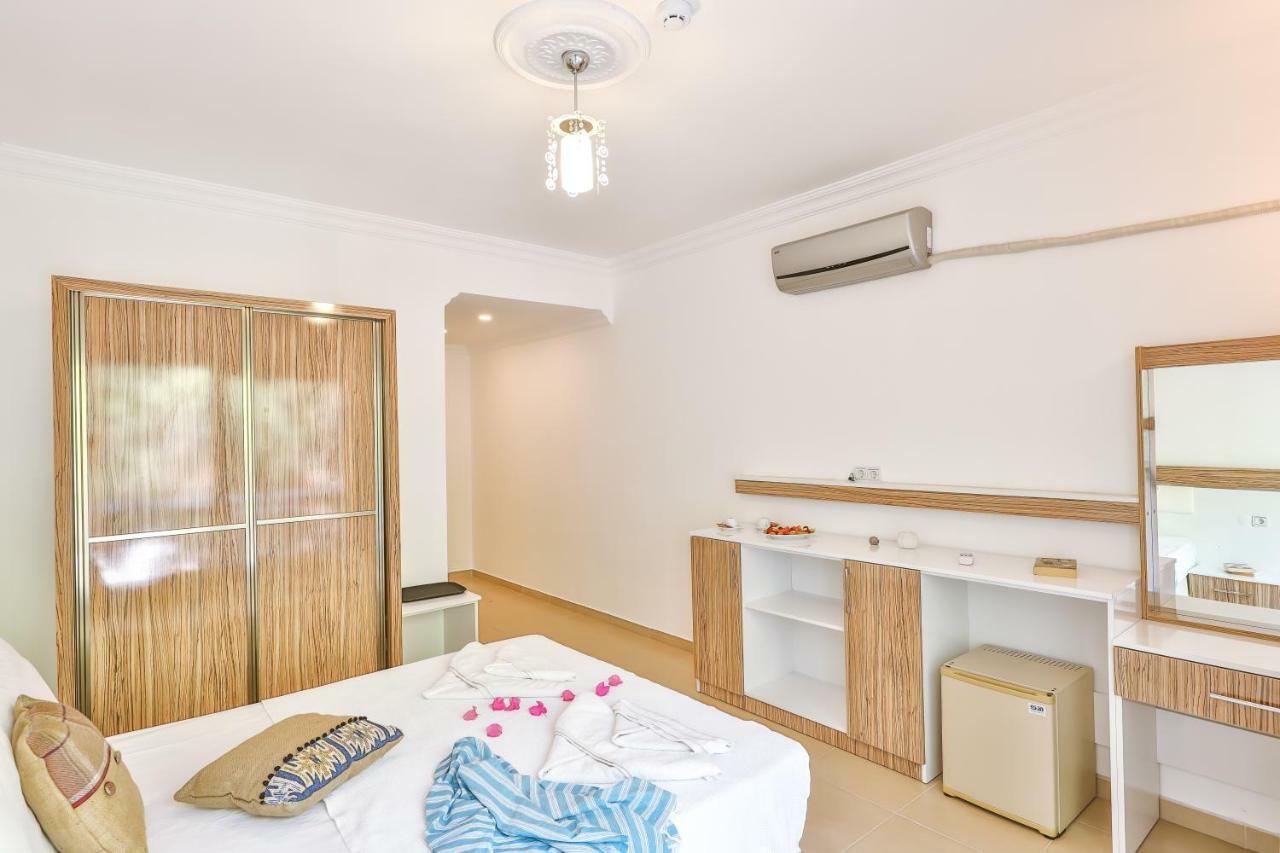 Anfora Hotel Бозбурун Екстериор снимка