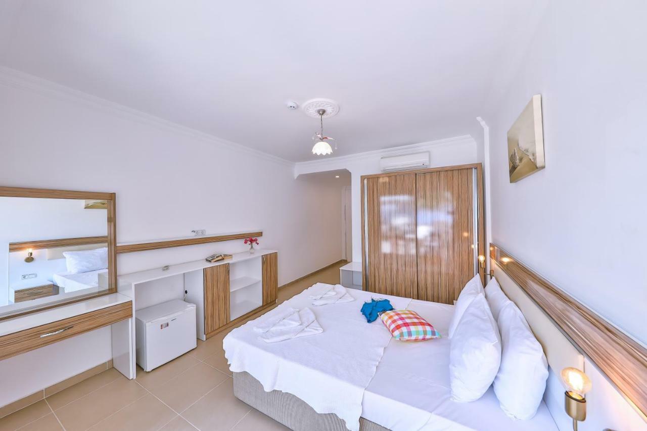 Anfora Hotel Бозбурун Екстериор снимка
