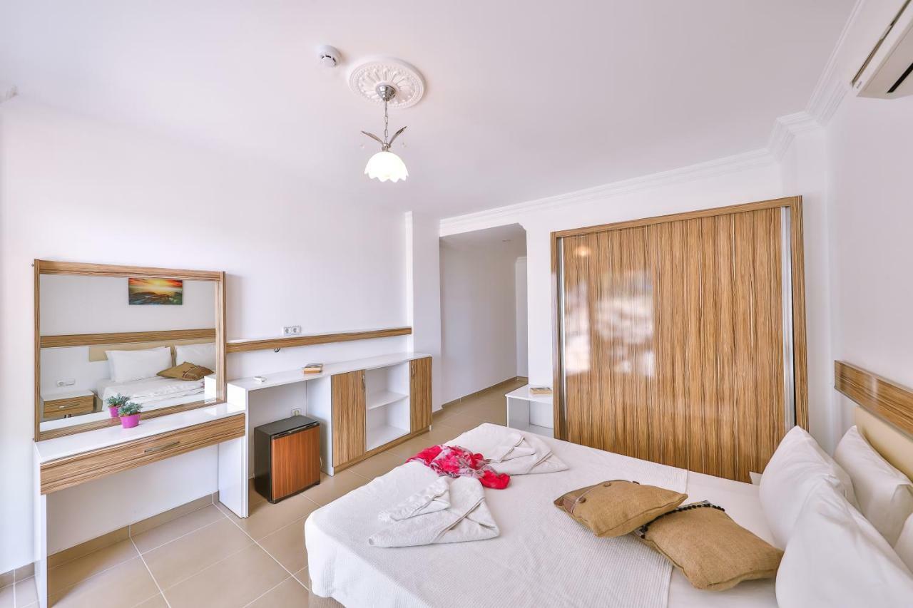 Anfora Hotel Бозбурун Екстериор снимка